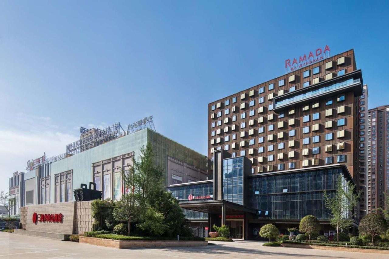 Hotel Ramada By Wyndham Baoji Jintai Esterno foto